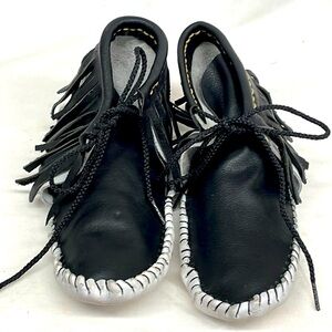 Leather handmade indian type moccasin size 5-7